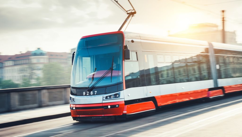 Obrázek: Lítačka je už chytřejší než Opencard: Jak přesunout kupón na platební kartu?