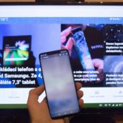 Obrázek: Nejlepší Android současnosti nahradí po připojení k monitoru počítač: Desktop mód Huawei Mate 20 Pro v testu