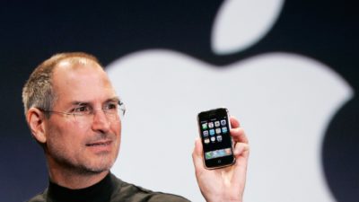 Obrázek: Utajovaný kousek historie: Prototyp prvního iPhonu určený pro inženýry poprvé na fotografiích