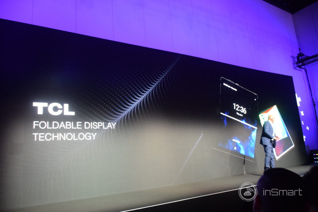 Obrázek: Další ohebný smartphone? TCL uvede v ČR vlastní smartphone i televize s 8K