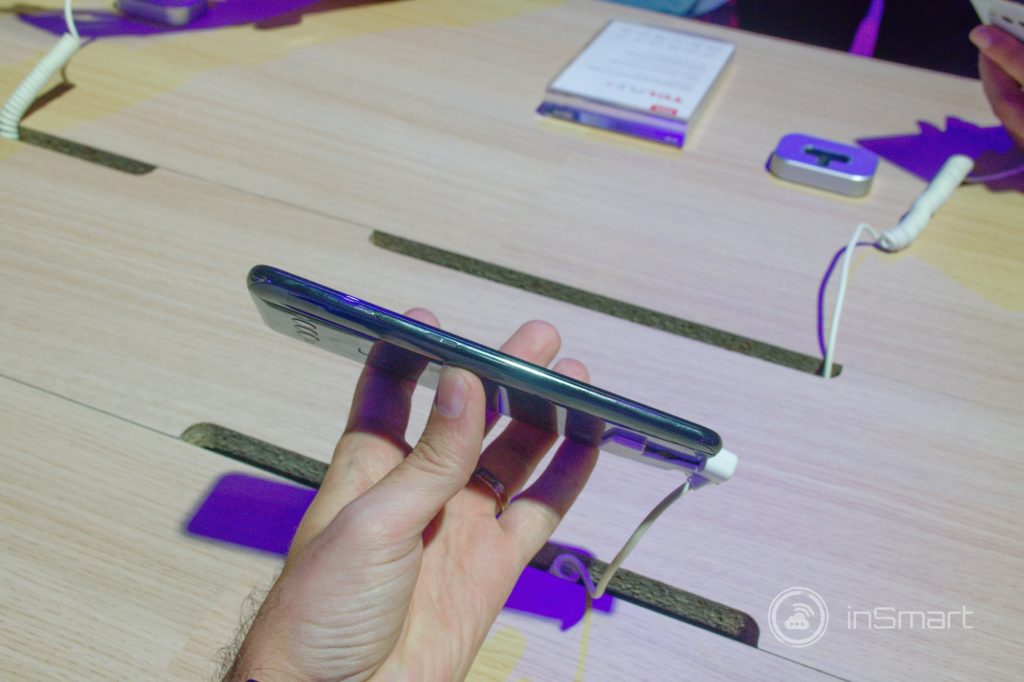 Obrázek: Další ohebný smartphone? TCL uvede v ČR vlastní smartphone i televize s 8K