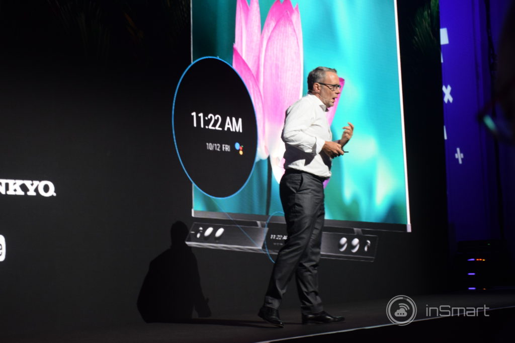 Obrázek: Další ohebný smartphone? TCL uvede v ČR vlastní smartphone i televize s 8K