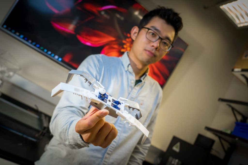 Obrázek: Flexoskeleton: Vědci jsou schopni 3D tisknout roboty připomínající pavouky za necelé 2 hodiny