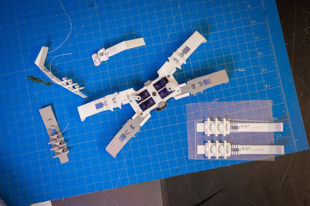 Obrázek: Flexoskeleton: Vědci jsou schopni 3D tisknout roboty připomínající pavouky za necelé 2 hodiny