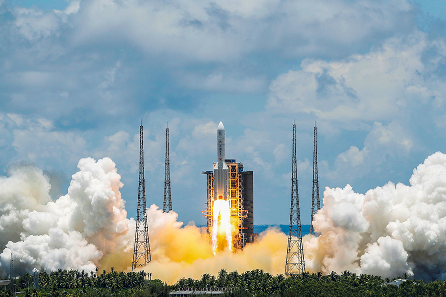 Obrázek: Začal boj o Mars: Čínská raketa úspěšně odstartovala, komu bude planeta patřit?
