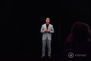 Obrázek: Hologram lepší než ze StarWars: Ředitel LG mluvil na podiu jako hologram