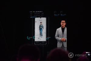 Obrázek: Hologram lepší než ze StarWars: Ředitel LG mluvil na podiu jako hologram