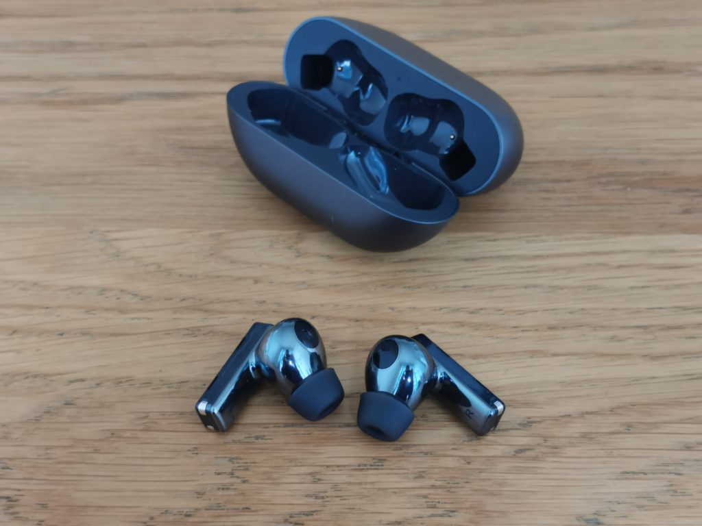 Obrázek: Recenze Bluetooth sluchátek Huawei FreeBuds Pro: Nenechte se rušit okolním hlukem