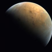 Obrázek: Na Zemi dorazila první fotografie Marsu z arabské sondy Hope