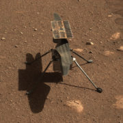 Obrázek: Helikoptéra Ingenuity přežila svou první noc na Marsu, 12. dubna poprvé poletí