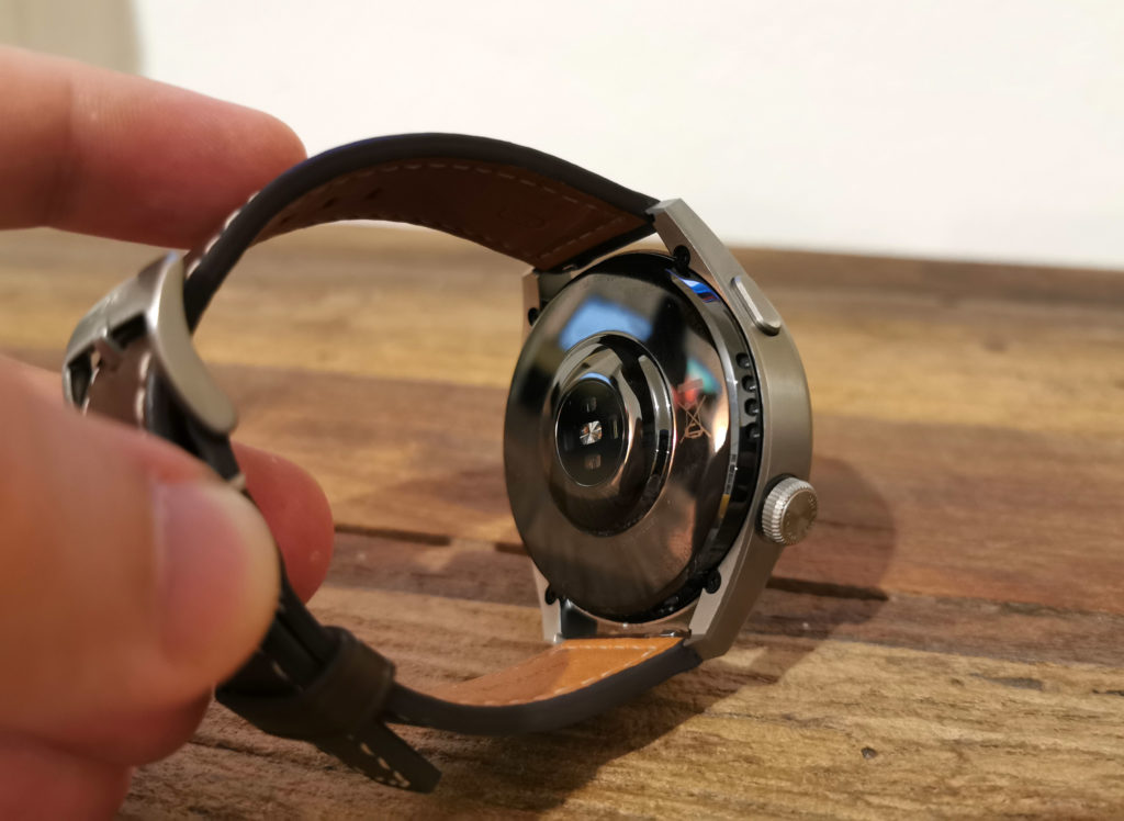 Obrázek: Recenze Huawei Watch 3 Pro: Luxusní chytré hodinky s eSIM a měřením teploty těla Obrázek: Recenze Huawei Watch 3 Pro: Luxusní chytré hodinky s eSIM a měřením teploty těla