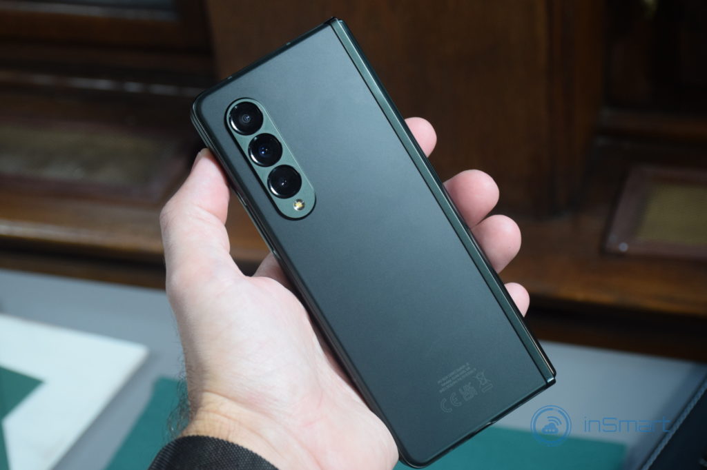 Obrázek: Třetí generace ohýbacích telefonů je tu. Samsung Galaxy Z Flip 3 nadchne, Z Fold 3 už tolik ne