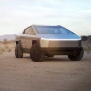 Obrázek: Tesla nový elektromobil letos neuvede: Cybertruck opět odložen, tentokrát na rok 2023