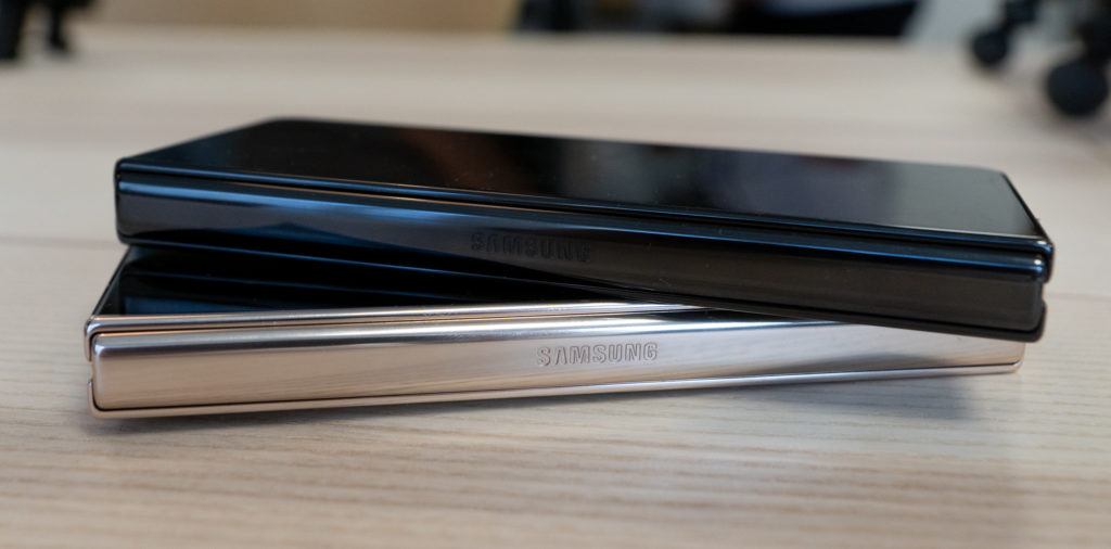 Obrázek: Telefon s tabletem uvnitř: Nový Galaxy Z Fold4 je levnější a výkonnější Obrázek: Telefon s tabletem uvnitř: Nový Galaxy Z Fold4 je levnější a výkonnější
