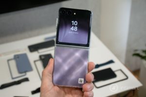 Obrázek: První dojmy: Samsung Galaxy Z Flip 5 je tenčí a s velkým vnějším displejem