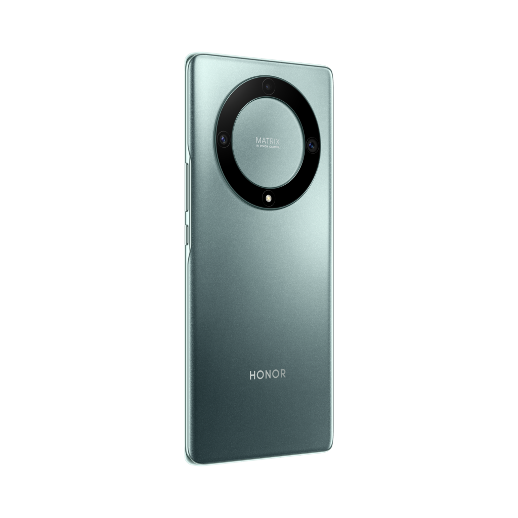 Obrázek: Špičkový fotomobil o 7 000 Kč levněji? HONOR odstartoval Black Friday plný slev