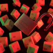 Obrázek: Zločinci si levně pronajímají ransomware, za odemčení dat chtějí přes 10 milionů Obrázek: Zločinci si levně pronajímají ransomware, za odemčení dat chtějí přes 10 milionů