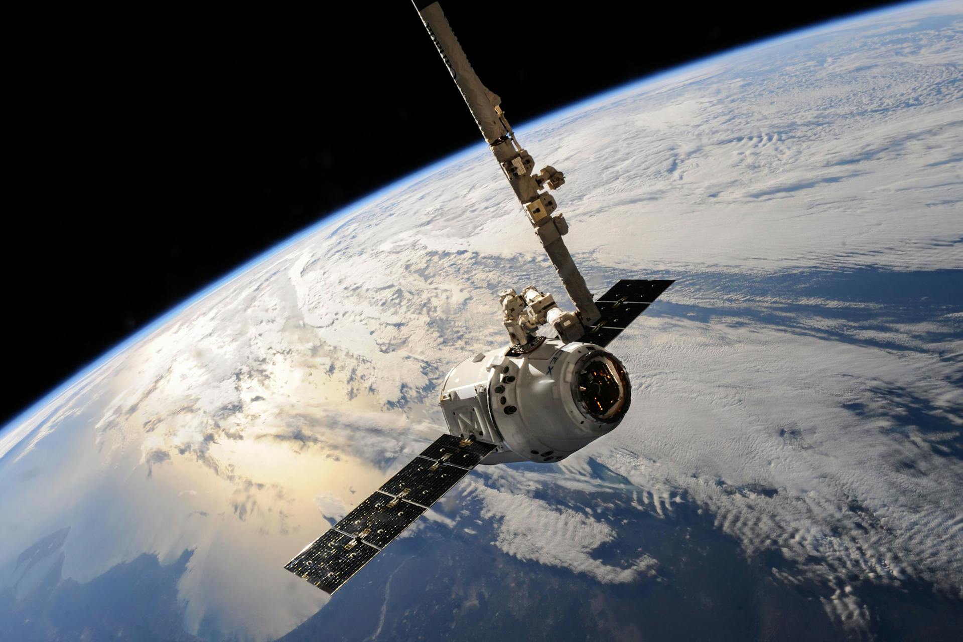 Obrázek: Start první rakety z evropského kontinentu skončil pádem do moře. Test byl přesto úspěšný Obrázek: Start první rakety z evropského kontinentu skončil pádem do moře. Test byl přesto úspěšný