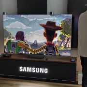 Obrázek: Samsung představil televize pro rok 2025. Láká na obří 8K model, AI a ceny od 8 990 Kč