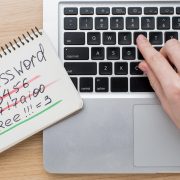 Obrázek: Silné heslo už dnes nestačí, varuje Google. Každý třetí majitel Gmailu letos přišel o data
