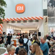 Obrázek: Byli jsme u otevření prvního Xiaomi Store v ČR: Stovky fanoušků, dárky a tisícové slevy