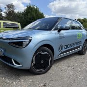 Obrázek: Kdyby stál tolik co doma, stály by se na něj fronty: Projeli jsme malý městský elektromobil Dongfeng Box Obrázek: Kdyby stál tolik co doma, stály by se na něj fronty: Projeli jsme malý městský elektromobil Dongfeng Box