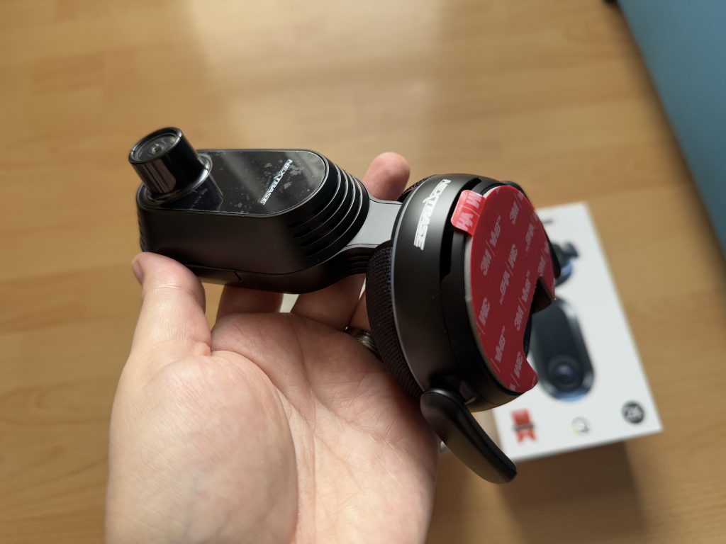 Obrázek: I staré auto může mít díky autokameře Nextbase IQ funkce jako nová Tesla