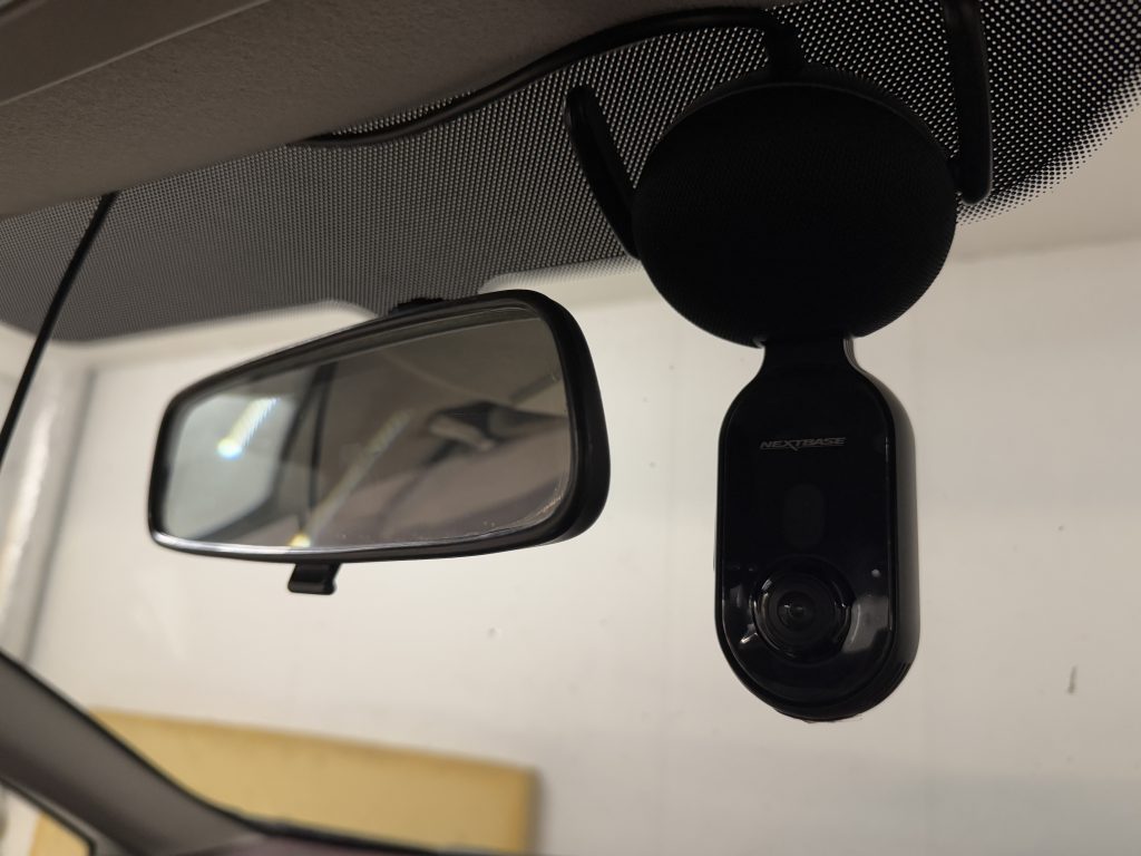 Obrázek: I staré auto může mít díky autokameře Nextbase IQ funkce jako nová Tesla