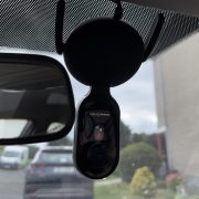 Obrázek: I staré auto může mít díky autokameře Nextbase IQ funkce jako nová Tesla