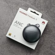 Obrázek: Recenze sluchátek Huawei FreeBuds 7i: Jsou levná, s dobrým ANC a sledují pohyby hlavy Obrázek: Recenze sluchátek Huawei FreeBuds 7i: Jsou levná, s dobrým ANC a sledují pohyby hlavy