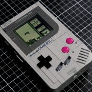 Obrázek: Game Boy z LEGO stavebnice dokáže spustit opravdové hry Obrázek: Game Boy z LEGO stavebnice dokáže spustit opravdové hry