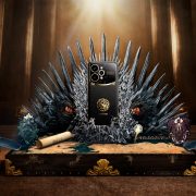 Obrázek: Hra o trůny má vlastní smartphone. V balení limitky od Realme nechybí ani Železný trůn Obrázek: Hra o trůny má vlastní smartphone. V balení limitky od Realme nechybí ani Železný trůn