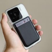 Obrázek: Dostali jste k Vánocům nový telefon? Tuto ochranu a příslušenství si musíte koupit