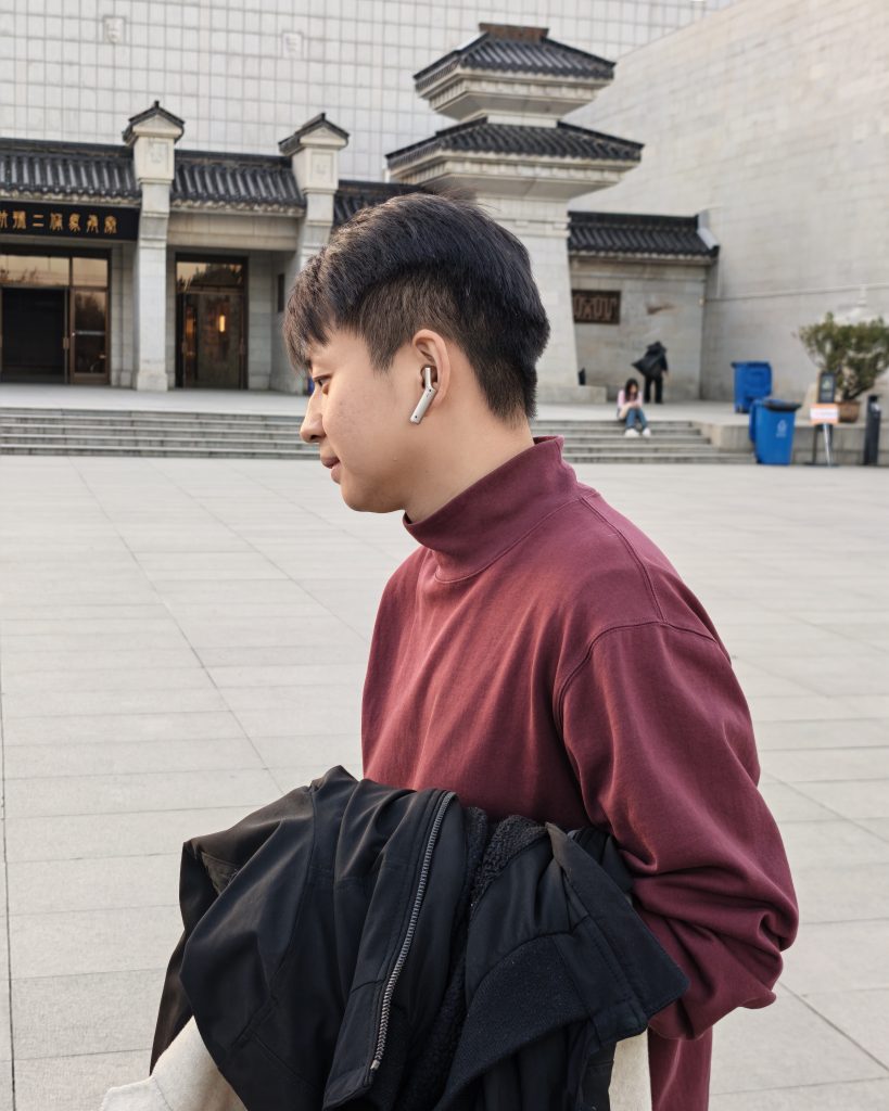 Obrázek: Recenze AI překladače Timekettle W4: Zkusili jsme mluvit česky v Číně a fungovalo to