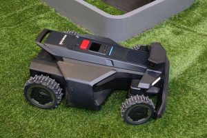 Obrázek: Viděli jsme budoucnost robotických sekaček. Navimow dorazí na český trh již v únoru