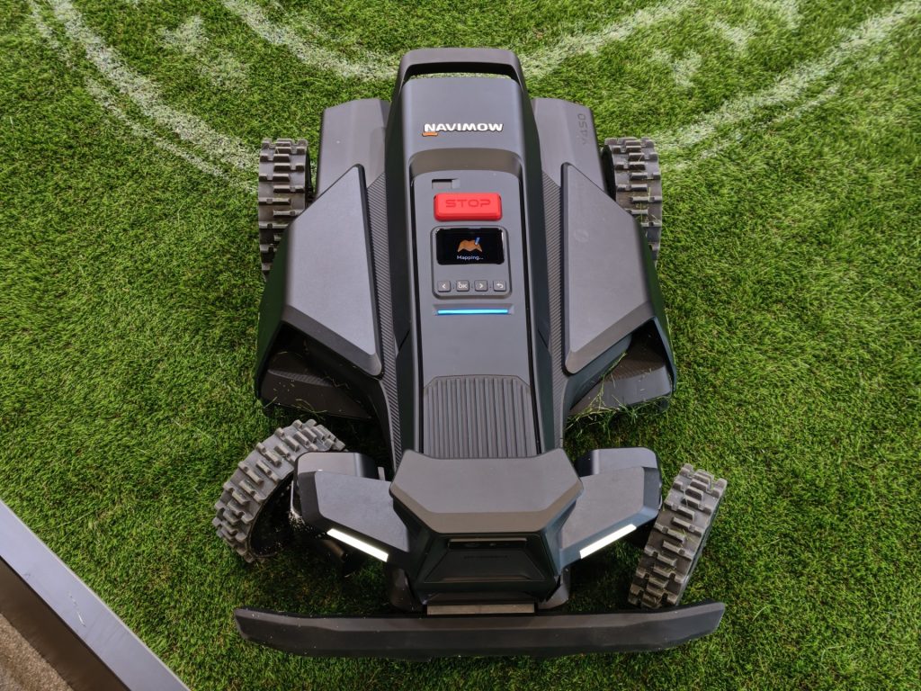 Obrázek: Viděli jsme budoucnost robotických sekaček. Navimow dorazí na český trh již v únoru