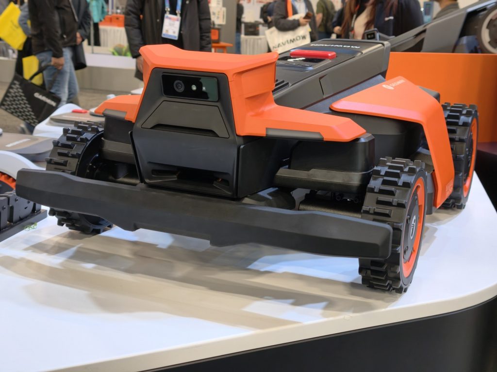 Obrázek: Viděli jsme budoucnost robotických sekaček. Navimow dorazí na český trh již v únoru